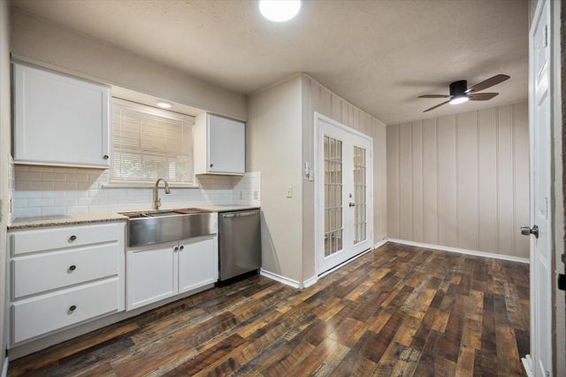 3837B Earl Street, Fort Worth, TX 76111