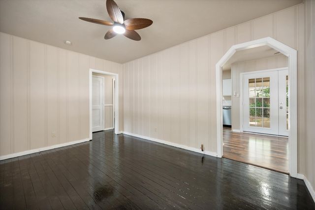 3837B Earl Street, Fort Worth, TX 76111