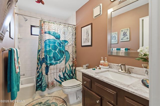 110 Dollmore Avenue, Waretown, NJ 08758