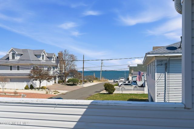 110 Dollmore Avenue, Waretown, NJ 08758