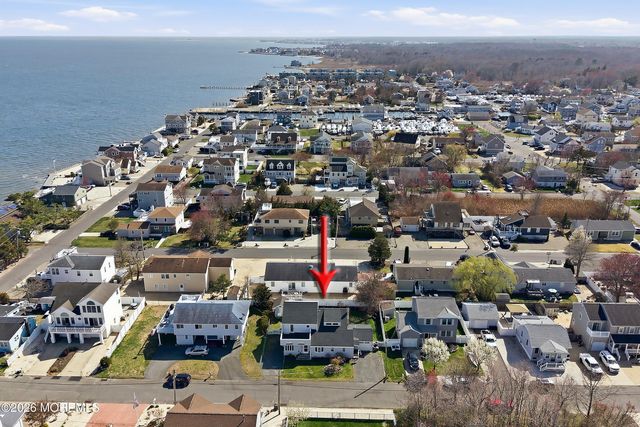 110 Dollmore Avenue, Waretown, NJ 08758