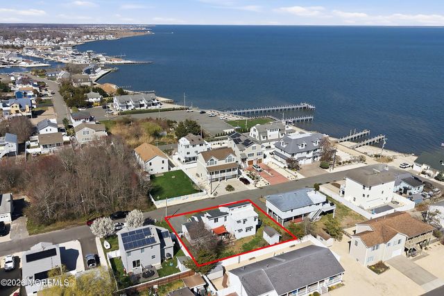 110 Dollmore Avenue, Waretown, NJ 08758