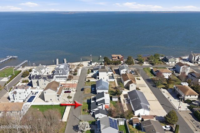 110 Dollmore Avenue, Waretown, NJ 08758