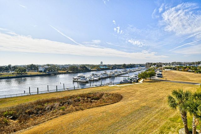2151 Bridge View Ct Unit 2401, North Myrtle Beach, SC 29582