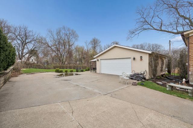 1436 Clay Street, Davenport, IA 52804