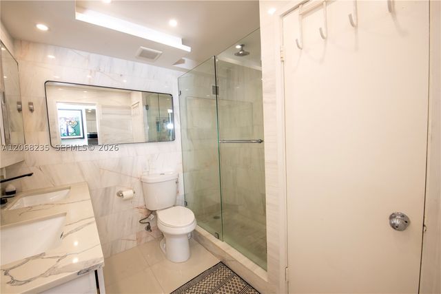 401 Ocean Dr 303, Miami Beach, FL 33139