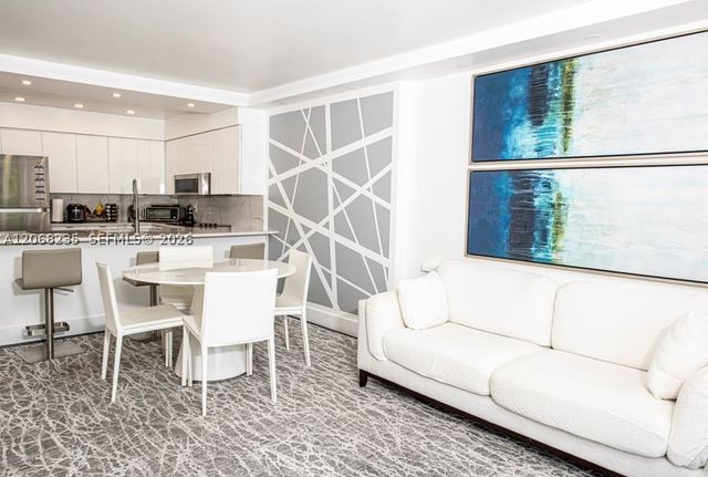 401 Ocean Dr 303, Miami Beach, FL 33139