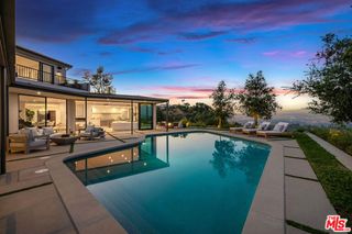 8545 Charl Lane, Los Angeles, CA 90046