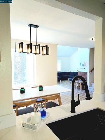 1936 Nero Ct, Walnut Creek, CA 94598