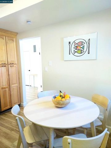 1936 Nero Ct, Walnut Creek, CA 94598