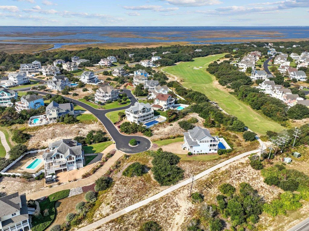 Image 6 of property listing at 667 High Sand Dune Court lot 209, Corolla, NC 27927