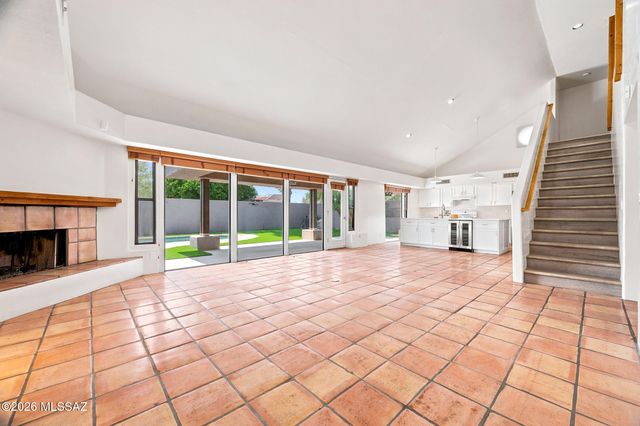 2140 E Gazania Lane, Tucson, AZ 85719