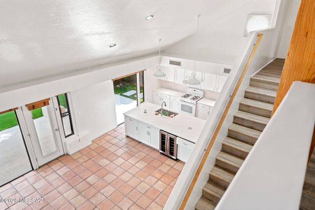 2140 E Gazania Lane, Tucson, AZ 85719