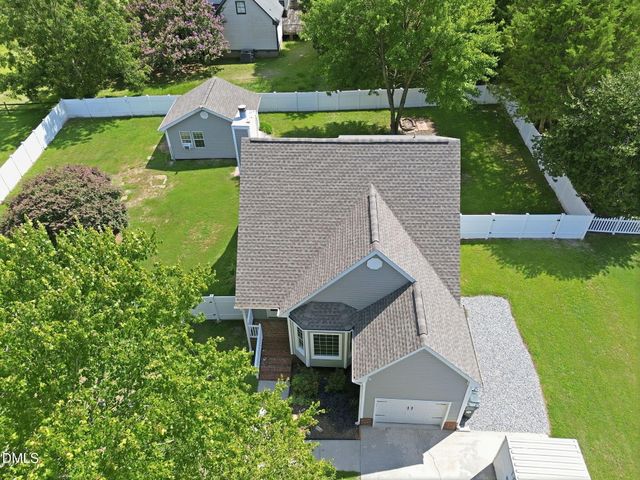 1732 Quail Grove Street, Willow Spring, NC 27592