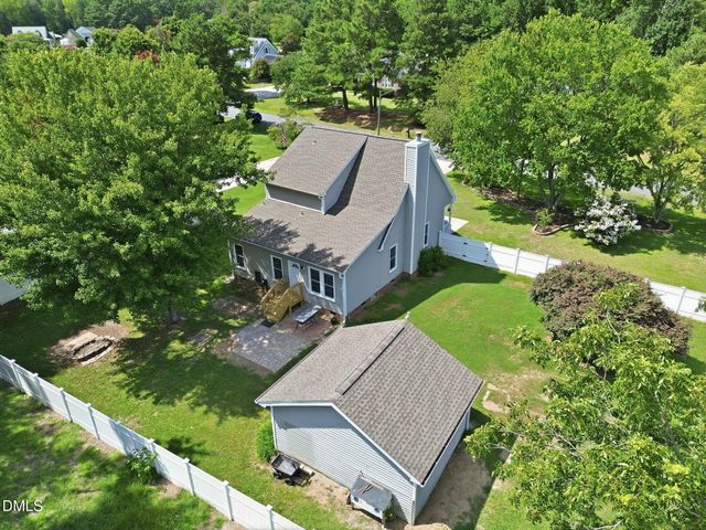1732 Quail Grove Street, Willow Spring, NC 27592