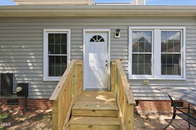 1732 Quail Grove Street, Willow Spring, NC 27592