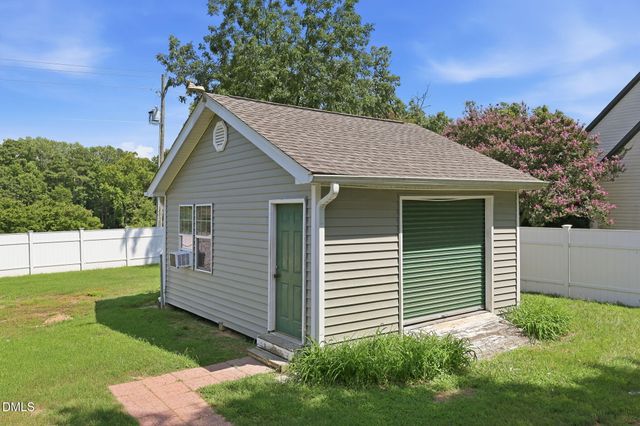 1732 Quail Grove Street, Willow Spring, NC 27592