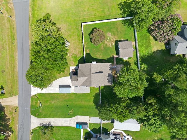 1732 Quail Grove Street, Willow Spring, NC 27592