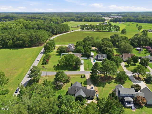 1732 Quail Grove Street, Willow Spring, NC 27592