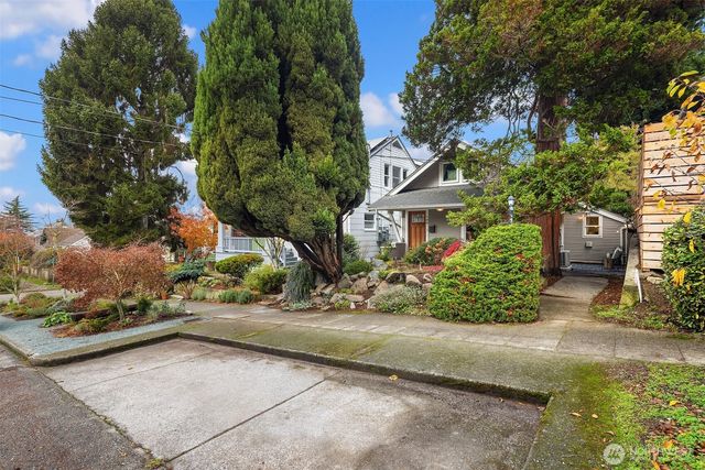 108 N 60th Street, Seattle, WA 98103