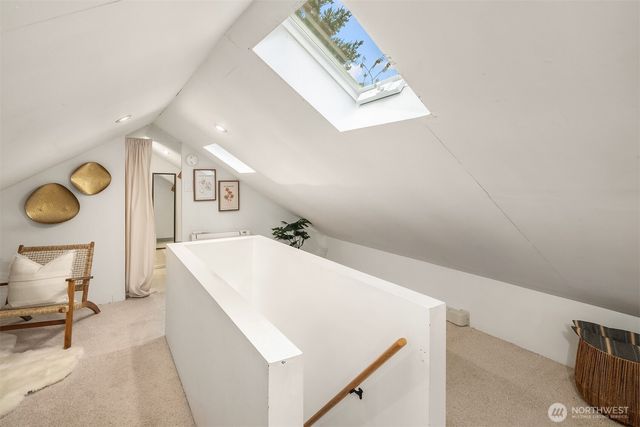 108 N 60th Street, Seattle, WA 98103