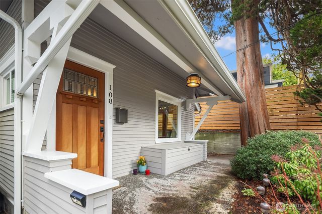 108 N 60th Street, Seattle, WA 98103