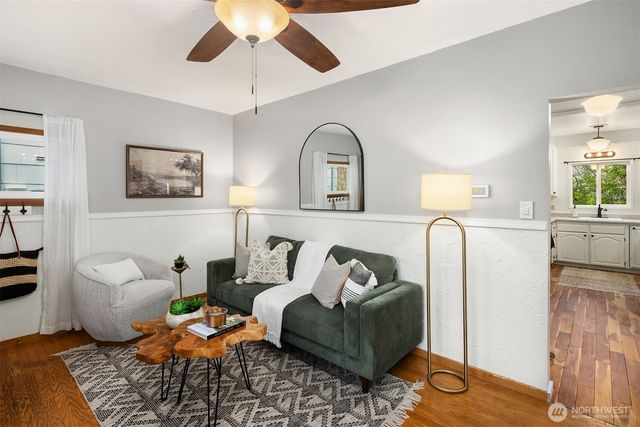 108 N 60th Street, Seattle, WA 98103