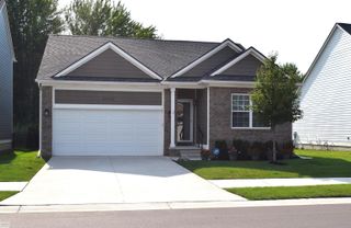 47043 Brookview Drive, Chesterfield Twp, MI 48047