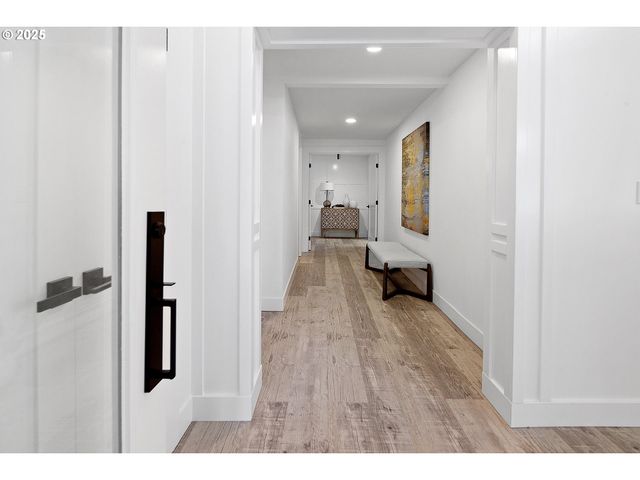 3220 SOUTHSHORE Blvd, Lake Oswego, OR 97034