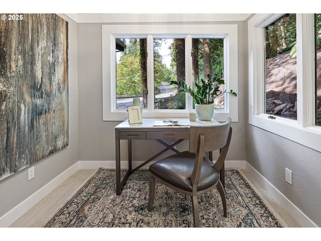 3220 SOUTHSHORE Blvd, Lake Oswego, OR 97034