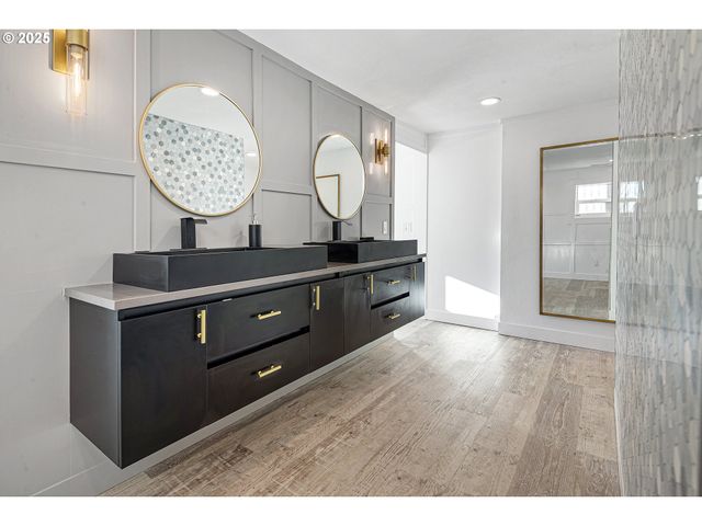 3220 SOUTHSHORE Blvd, Lake Oswego, OR 97034