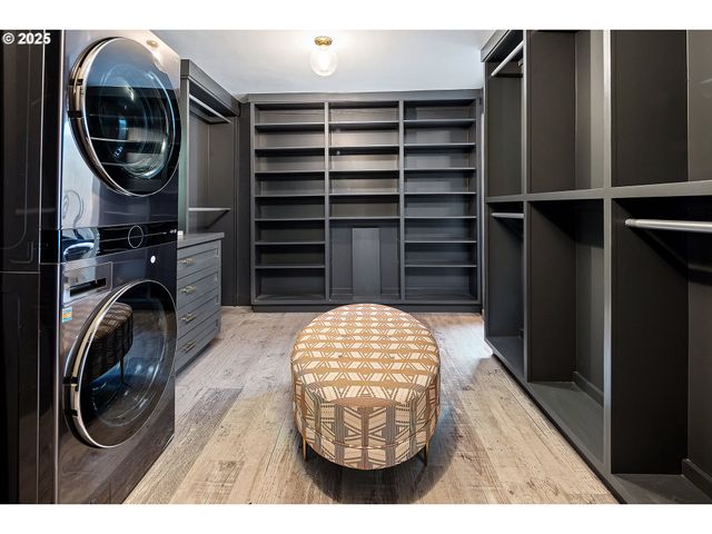 3220 SOUTHSHORE Blvd, Lake Oswego, OR 97034