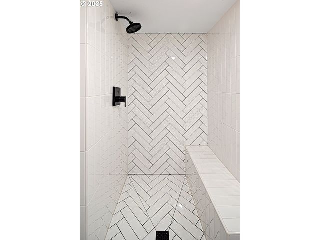 3220 SOUTHSHORE Blvd, Lake Oswego, OR 97034