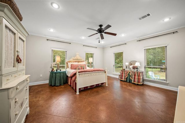 26 Gloria Drive, Greenbrier, AR 72058
