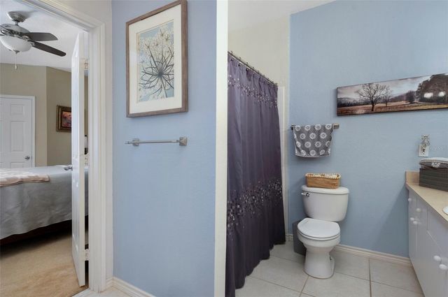 4333 N BAYSIDE VILLAGE DRIVE S 308, Tampa, FL 33615