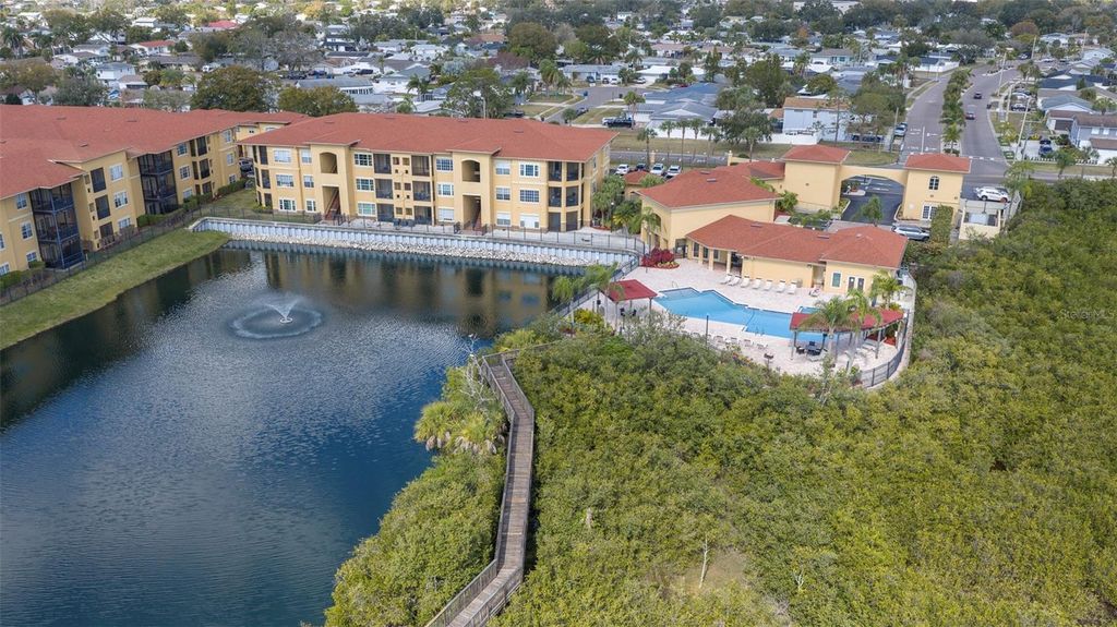 4333 N BAYSIDE VILLAGE DRIVE S 308, Tampa, FL 33615