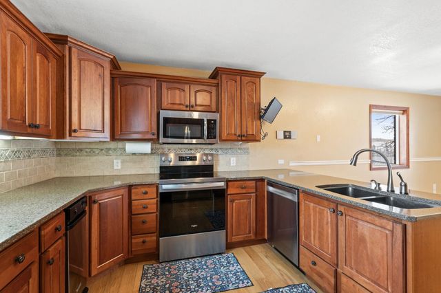 15915 W Silver Lake Rd, Medical Lake, WA 99022