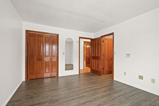 15915 W Silver Lake Rd, Medical Lake, WA 99022