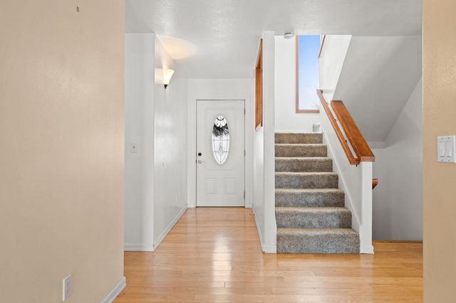 15915 W Silver Lake Rd, Medical Lake, WA 99022