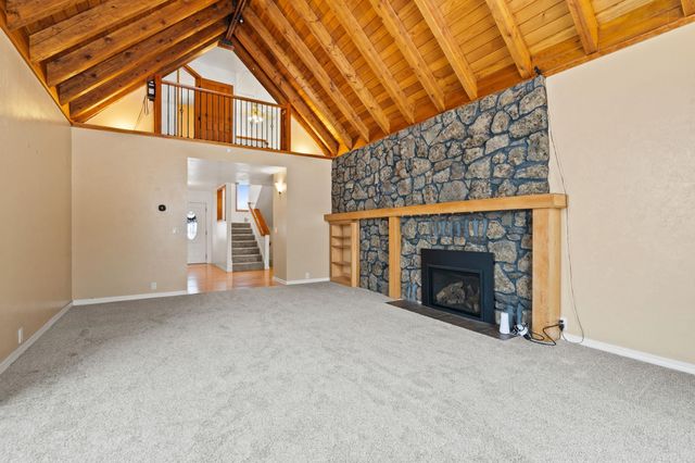 15915 W Silver Lake Rd, Medical Lake, WA 99022