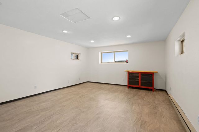 15915 W Silver Lake Rd, Medical Lake, WA 99022