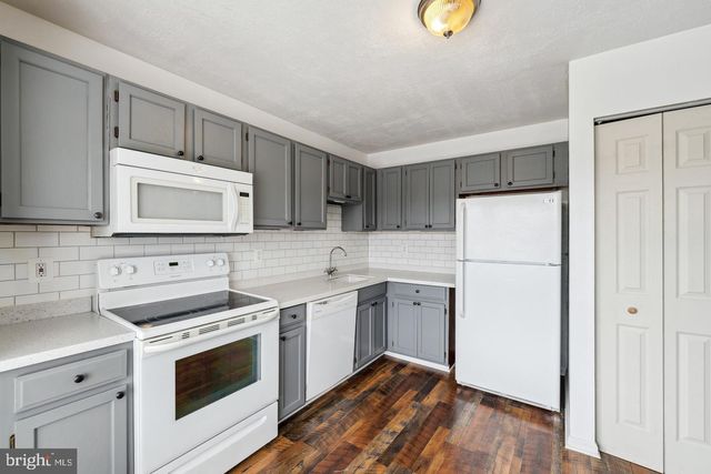 16250 TACONIC CIR, Dumfries, VA 22025