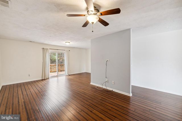 16250 TACONIC CIR, Dumfries, VA 22025