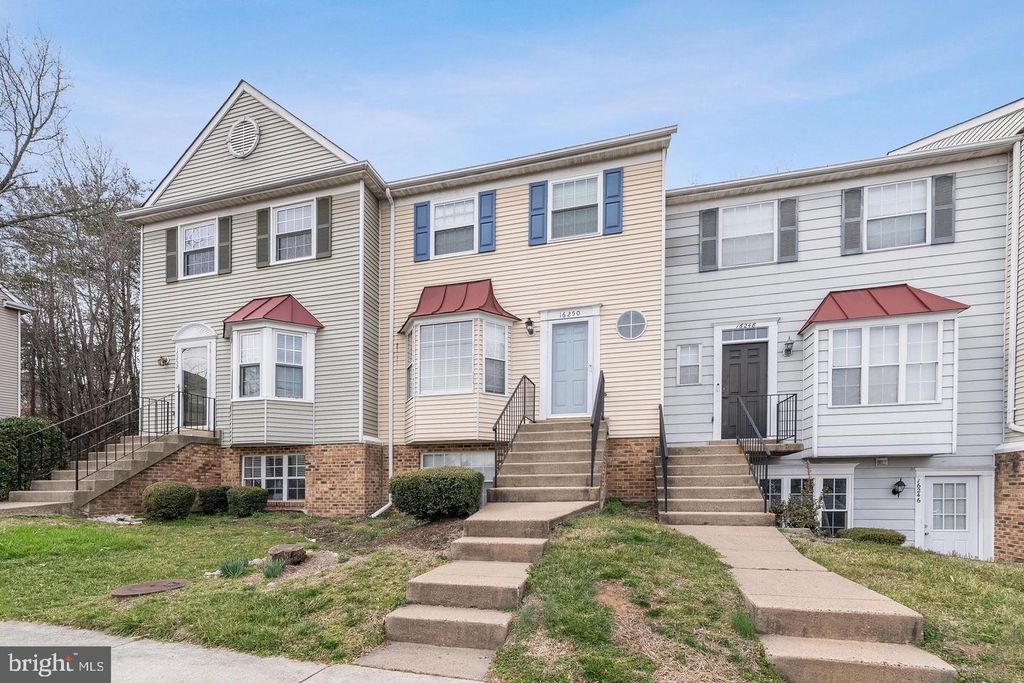 16250 TACONIC CIR, Dumfries, VA 22025