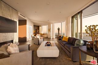 211 W Elm Court 28A, Los Angeles, CA 90067