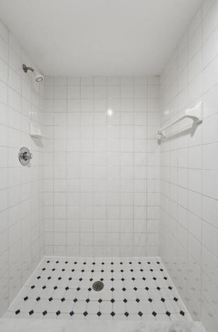 1536 SE Royal Green Cir Apt G201, Port St Lucie, FL 34952