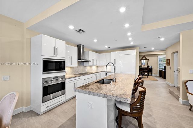 346 Elm St A-10, Hollywood, FL 33019