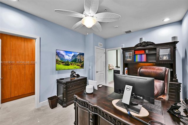 346 Elm St A-10, Hollywood, FL 33019