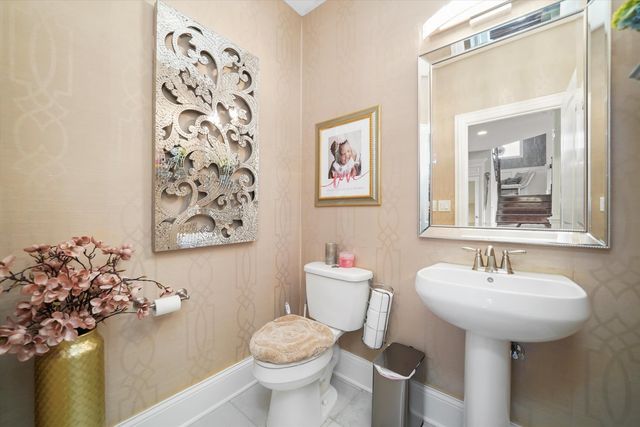 8613 High Stone Way, Frankfort, IL 60423