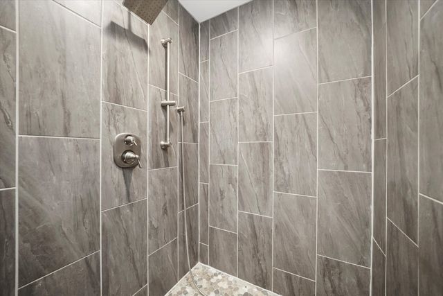 8613 High Stone Way, Frankfort, IL 60423